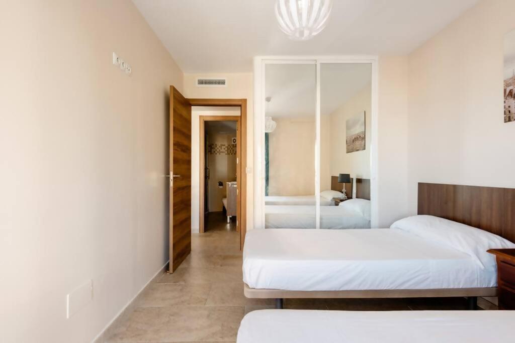 Amplio Con Vistas Al Mar Y Piscina En Benalmadena公寓 外观 照片